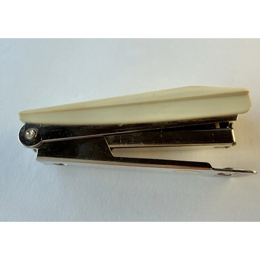 Vintage Mid Century Mini Stapler Lot Eagle Idealine Scripto Lead Staples MCM